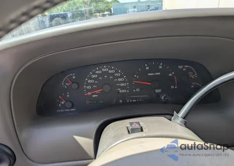 2004 Ford Excursion from USA, damaged, VIN 1FMSU43P44EA56041